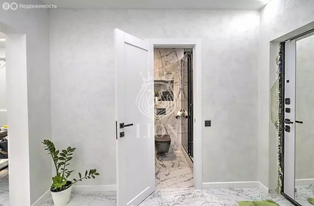 2-комнатная квартира: Алушта, Судакская улица, 24 (51.6 м) - Фото 1