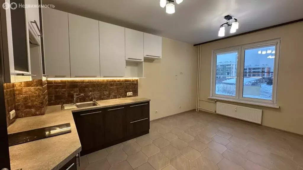 1-комнатная квартира: Сертолово, микрорайон Чёрная Речка, 5 (39.1 м) - Фото 2