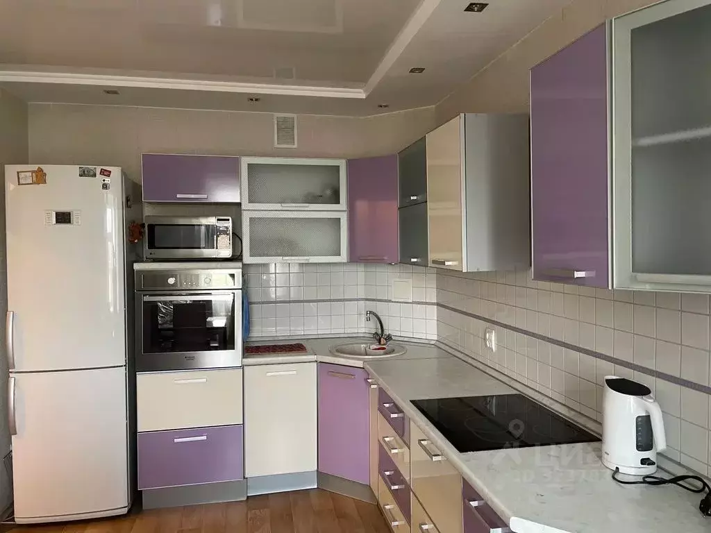 2-к кв. Татарстан, Казань ул. Адоратского, 36В (46.0 м) - Фото 1