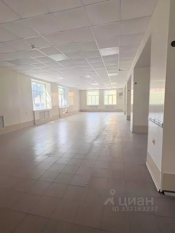 Помещение свободного назначения в Тульская область, Тула просп. ... - Фото 2