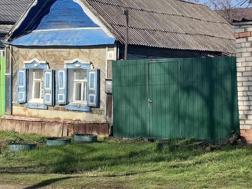 Дом в Саратовская область, Энгельс ул. Пугачева, 55 (27 м) - Фото 1