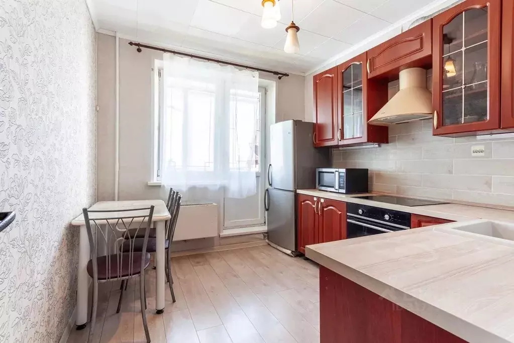 1-к кв. Москва ул. Маршала Савицкого, 18к2 (42.6 м) - Фото 0