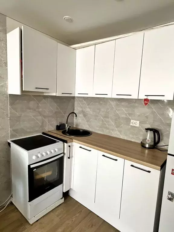Комната 17,5 м в 1-к., 4/9 эт. - Фото 1