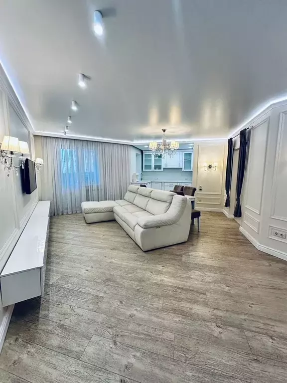 3-к кв. Санкт-Петербург пос. Шушары, просп. Новгородский, 8 (85.0 м) - Фото 1