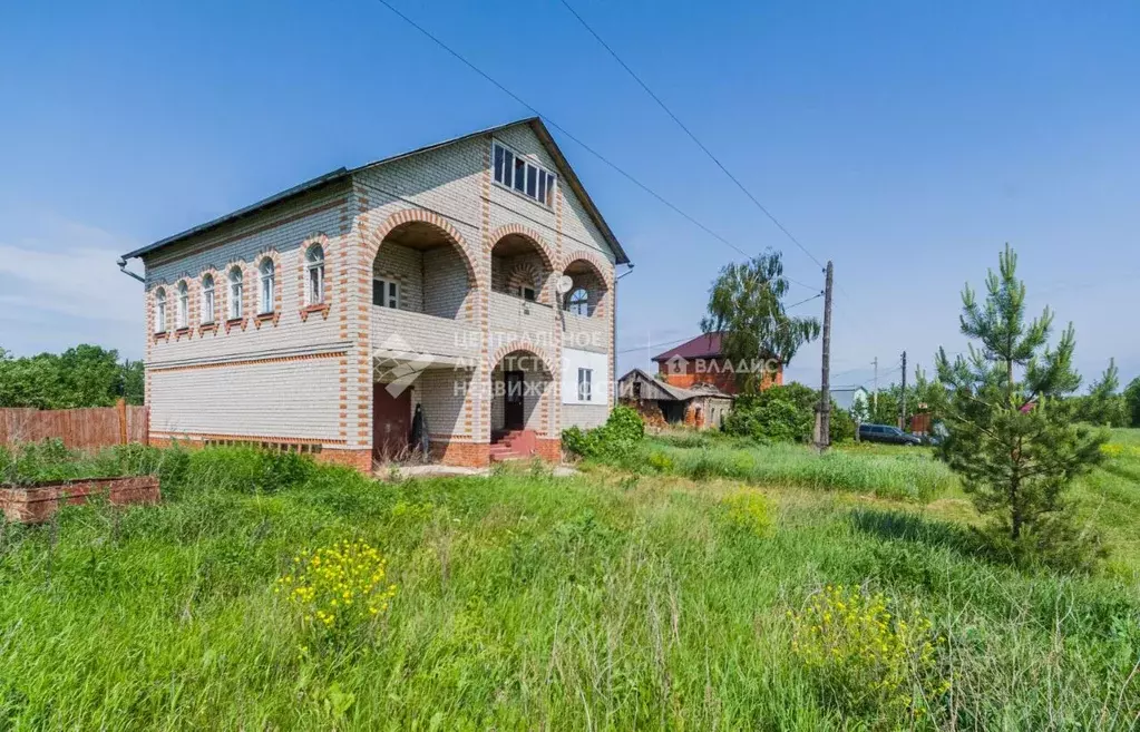 Дом в Рязанская область, Рязанский район, Тюшевское с/пос, д. Большое ... - Фото 0