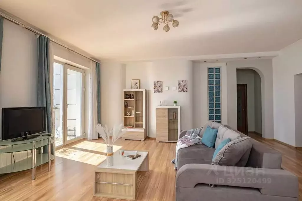 1-к кв. Приморский край, Владивосток ул. 1-я Морская, 20 (80.0 м) - Фото 1