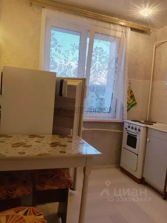 1-к кв. Алтай, Горно-Алтайск Коммунистический просп., 174 (33.0 м) - Фото 1