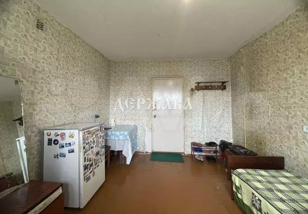 Комната 13,9 м в 1-к., 4/5 эт. - Фото 1