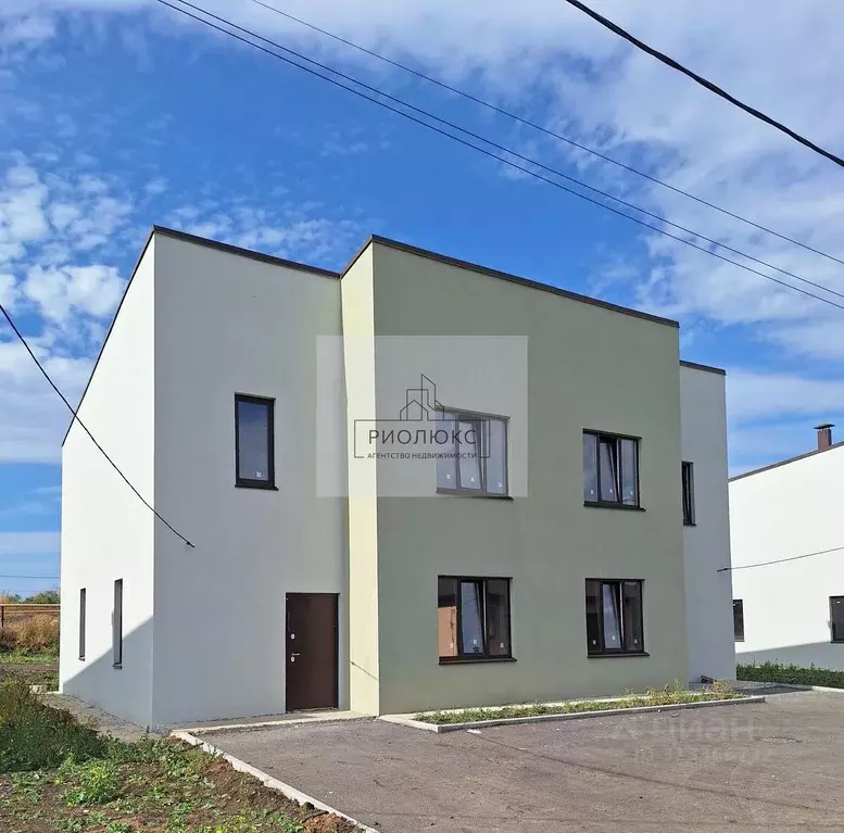 Дом в Башкортостан, Абзелиловский район, Аскаровский сельсовет, с. ... - Фото 2