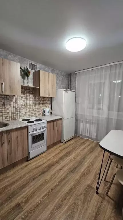 1-к. квартира, 37 м, 1/5 эт. - Фото 1