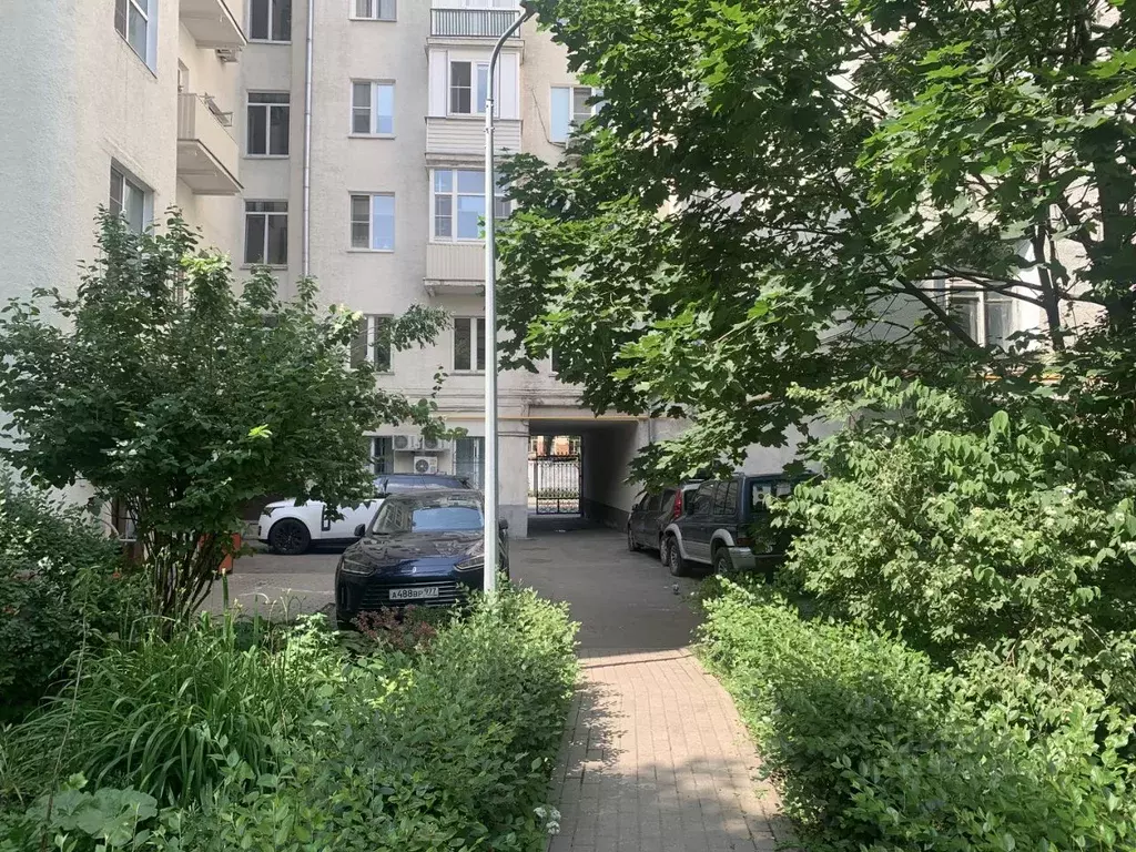 Комната Москва Старопименовский пер., 6 (16.9 м) - Фото 0