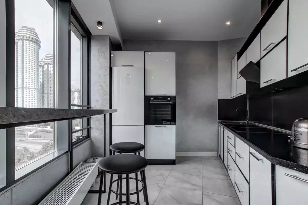 3-к кв. Москва Мосфильмовская ул., 74Б (80.0 м) - Фото 1