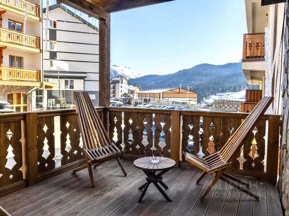 1-к кв. Карачаево-Черкесия, Зеленчукский район, с. Архыз, пос. ... - Фото 1