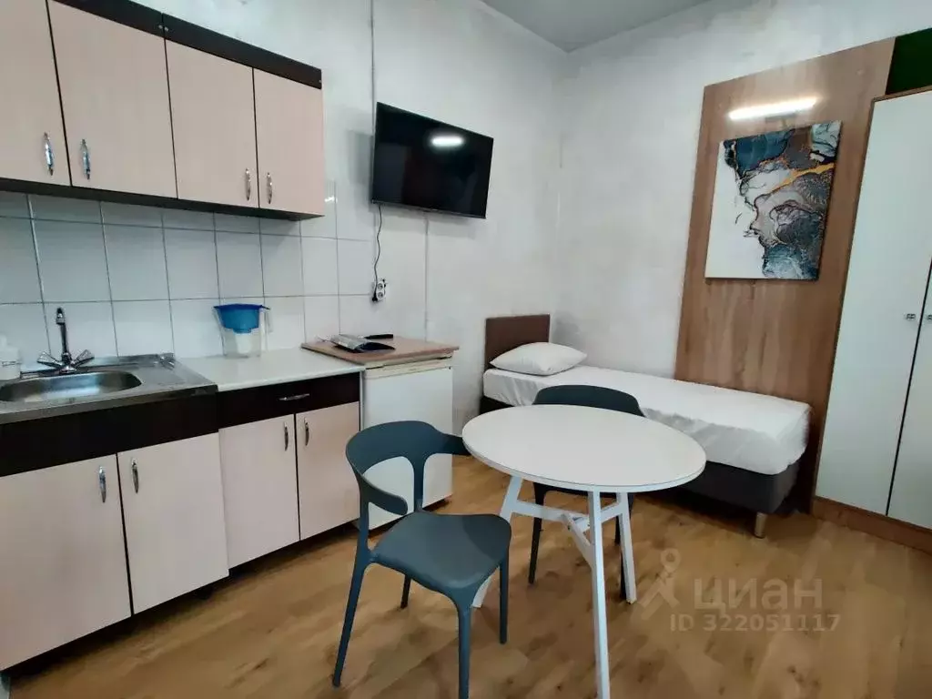 Комната Челябинская область, Челябинск ул. Свободы, 108А - Фото 2