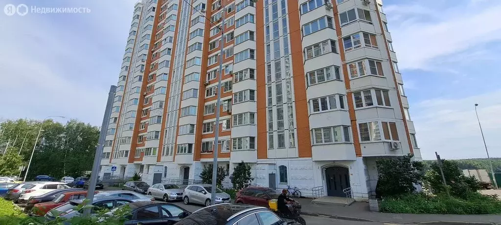 1-комнатная квартира: Сапроново, микрорайон Купелинка, квартал ... - Фото 0
