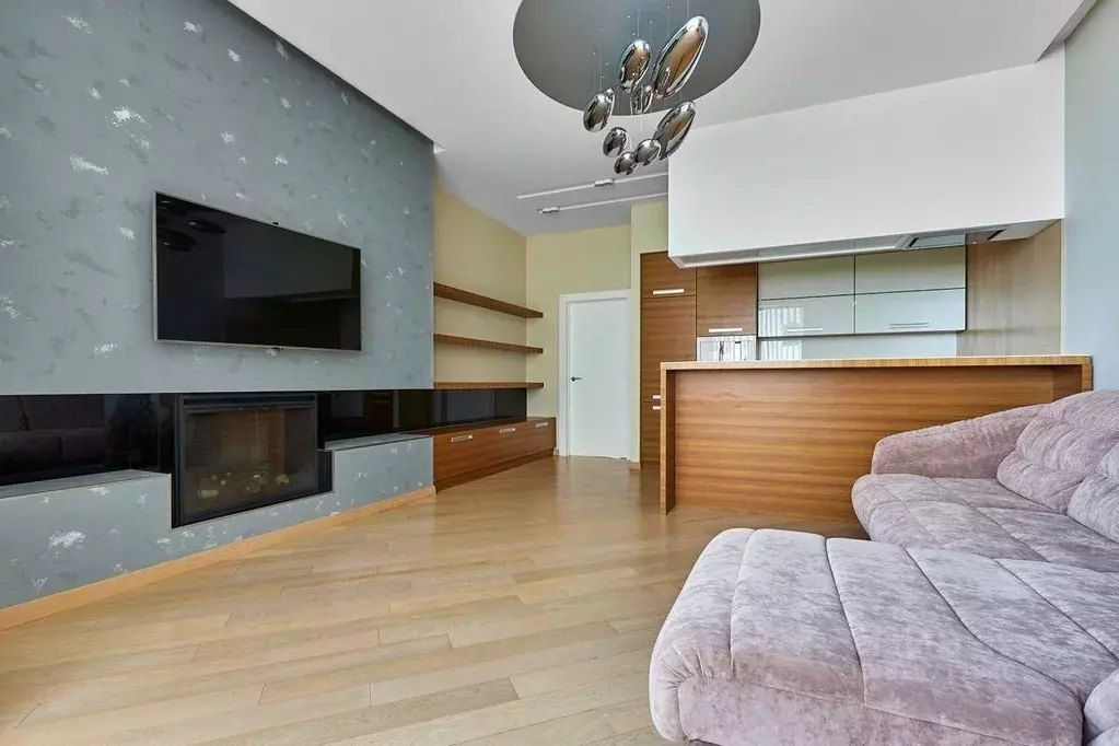 Квартира, 4 комнаты, 136.1 м - Фото 1