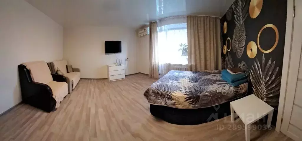 1-к кв. Волгоградская область, Волгоград бул. Энгельса, 15 (40.0 м) - Фото 0