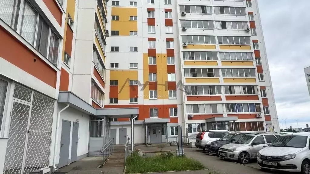 3-к кв. Татарстан, Набережные Челны ул. Виктора Полякова, 20Б (74.0 м) - Фото 0