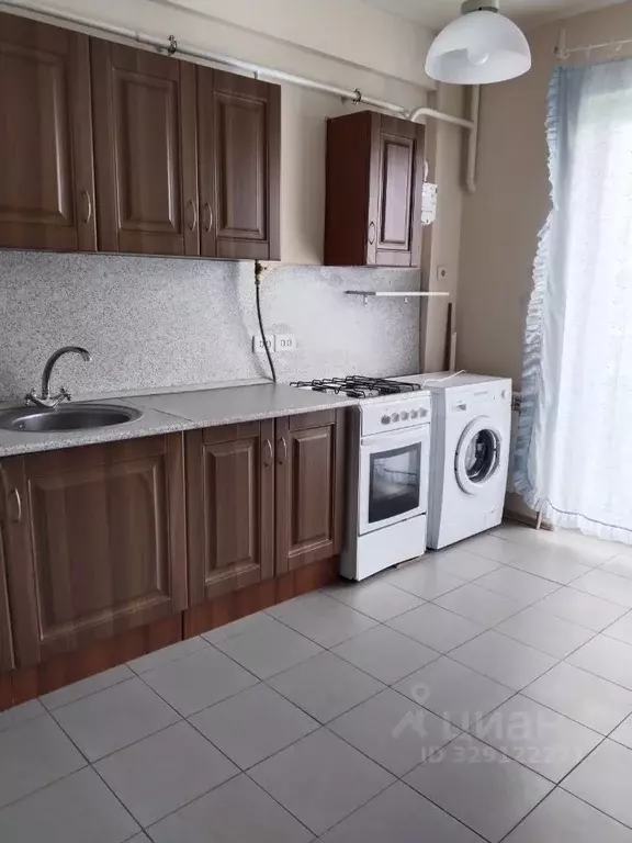 1-к кв. Москва ул. Генерала Донскова, 8 (35.3 м) - Фото 0