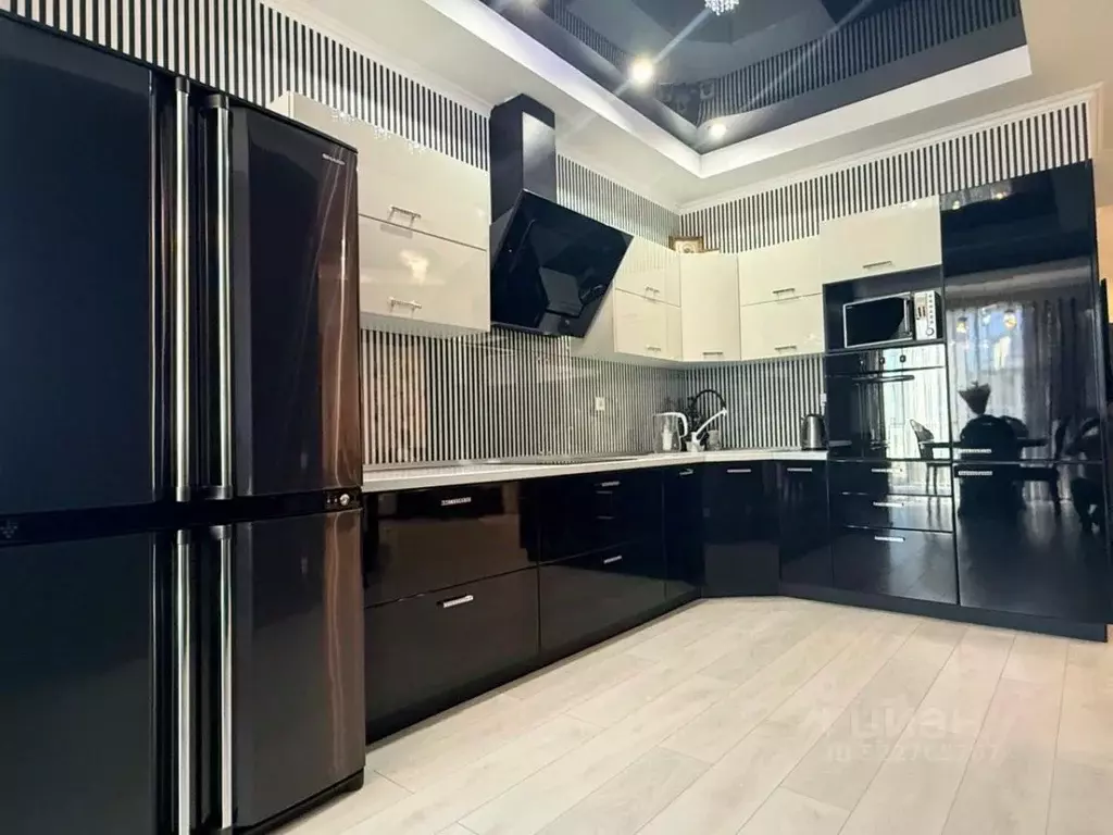 2-к кв. Ставропольский край, Ставрополь Партизанская ул., 2 (83.0 м) - Фото 1