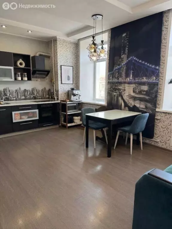 3-комнатная квартира: Березники, улица Труда, 4 (63.2 м) - Фото 1