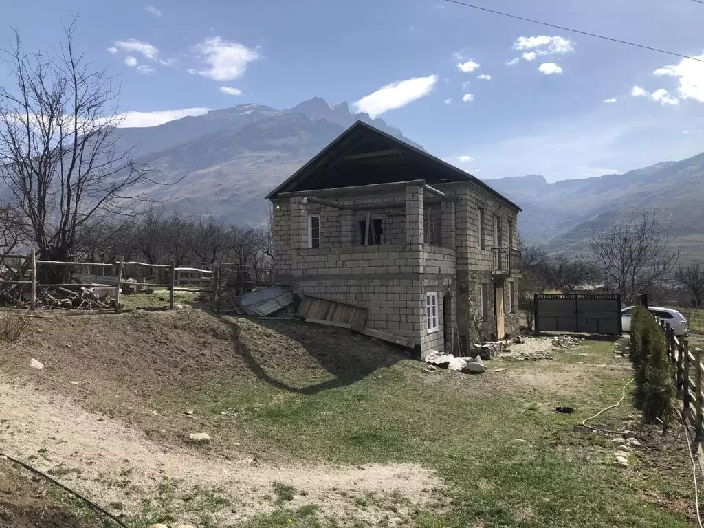 3-к кв. Кабардино-Балкария, Черекский район, с. Верхняя Балкария ул. ... - Фото 1