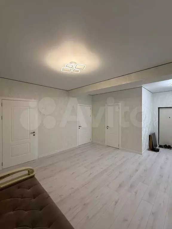 2-к. квартира, 70 м, 3/21 эт. - Фото 0