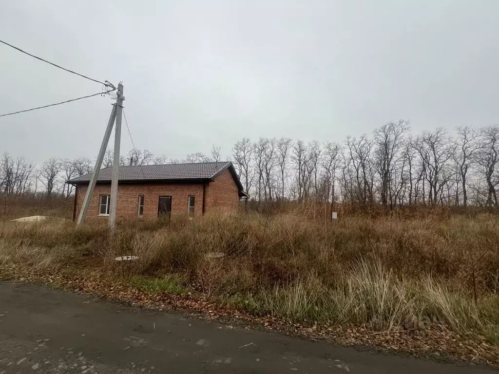 Дом в Ростовская область, Родионово-Несветайская сл. ул. 30 лет ... - Фото 1