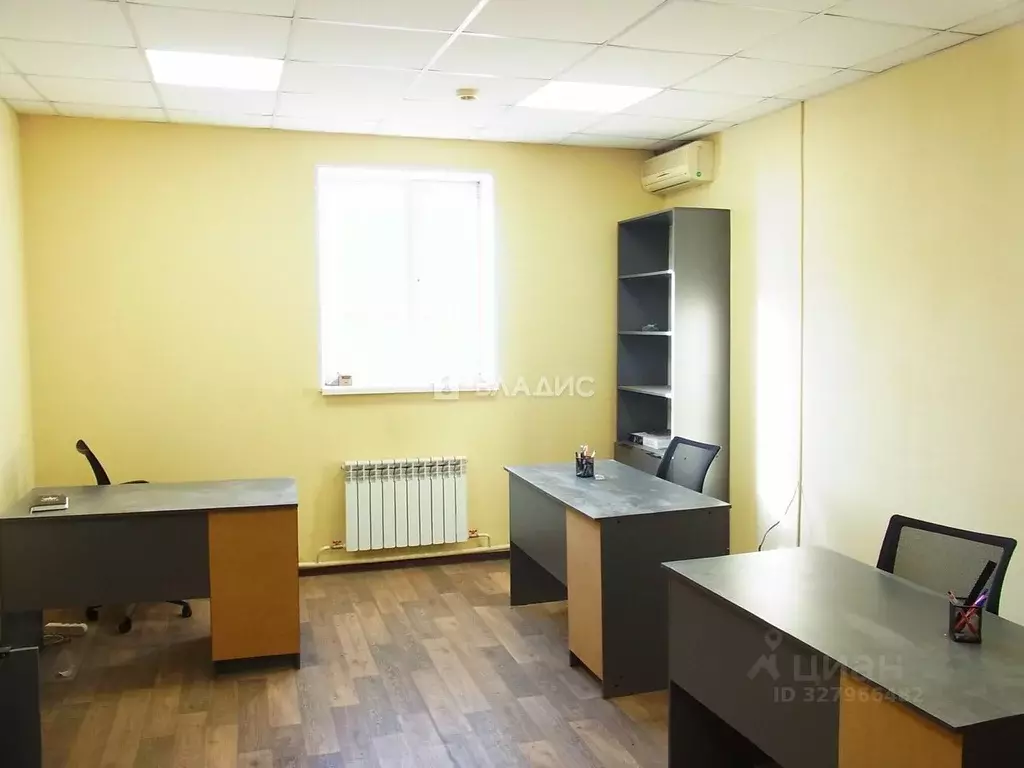 Офис в Владимирская область, Владимир ул. 16 лет Октября, 36а (30 м) - Фото 1