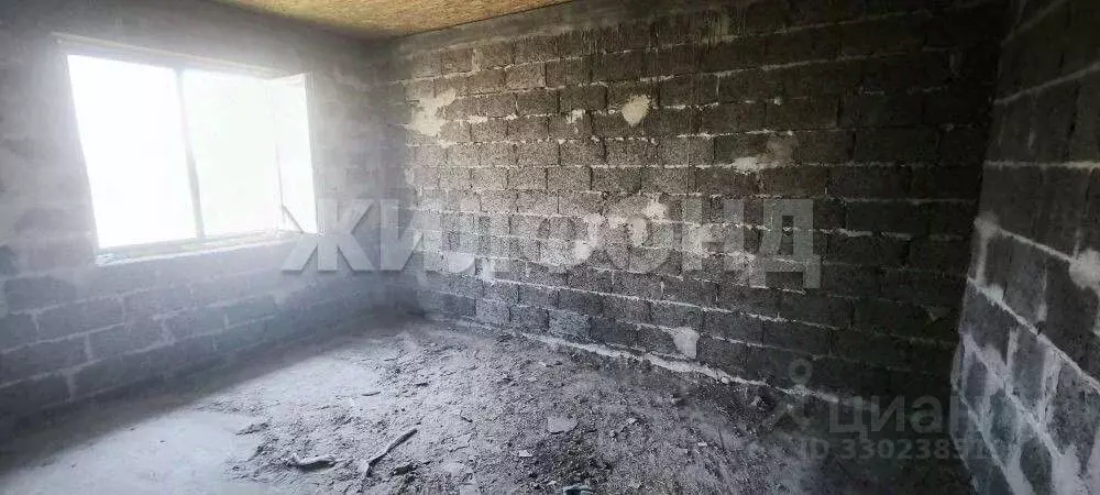 Дом в Хакасия, Усть-Абаканский район, с. Зеленое ул. Малиновая (100 м) - Фото 2