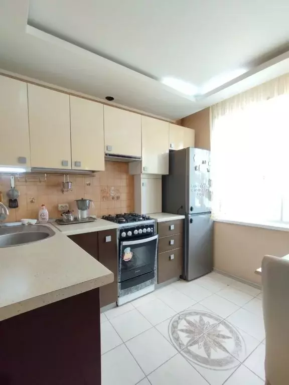 2-к кв. Омская область, Омск ул. Конева, 32/2 (52.0 м) - Фото 1
