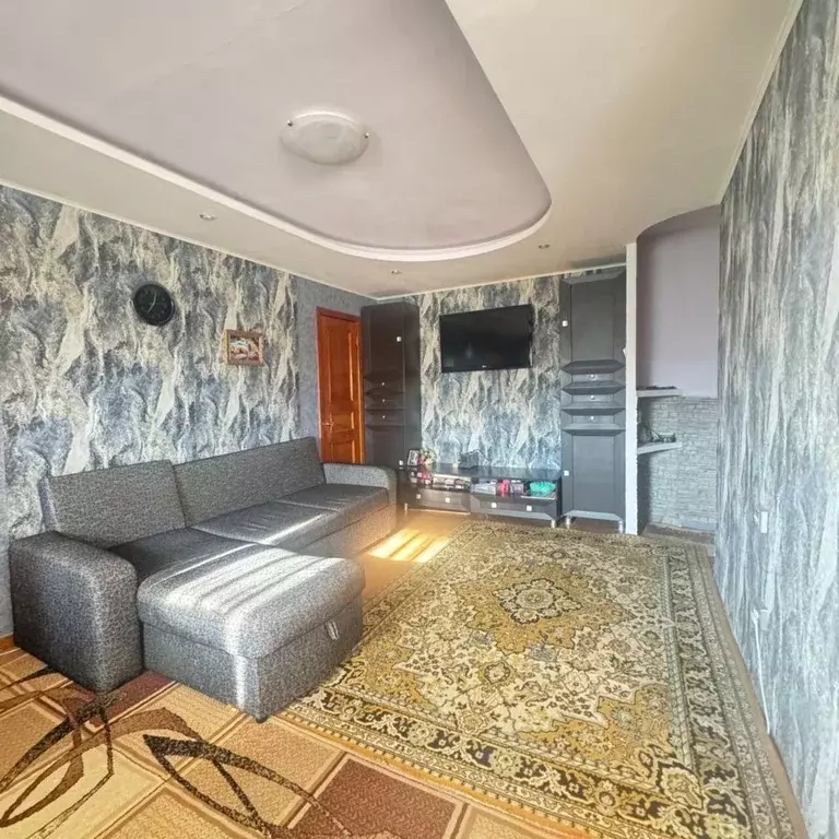 2-к кв. Башкортостан, Уфа Российская ул., 82 (43.5 м) - Фото 1