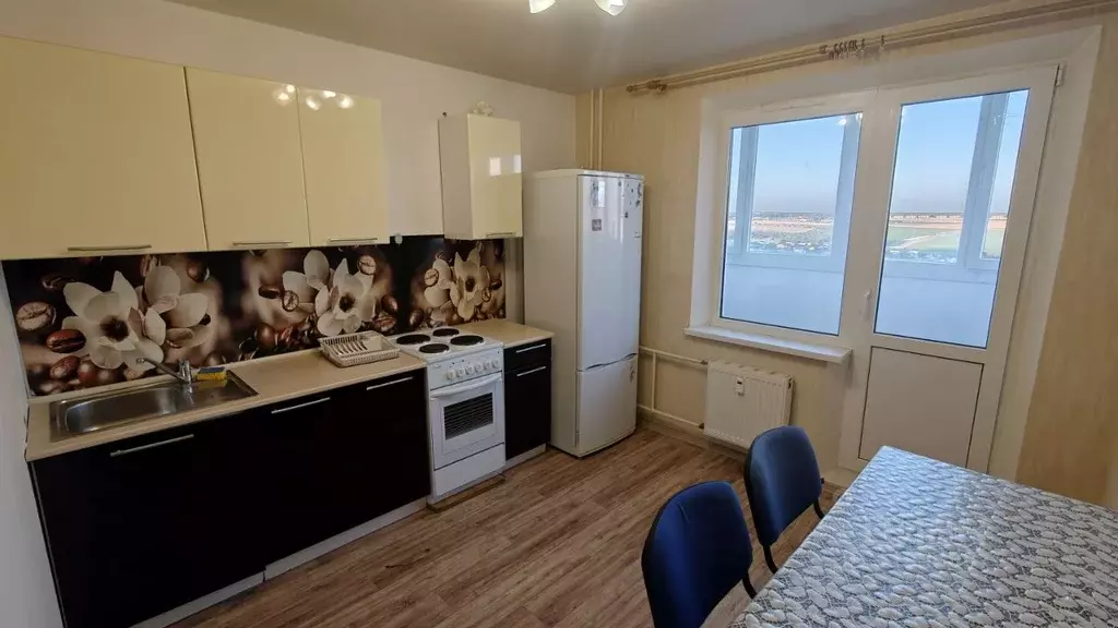 1-к кв. Ростовская область, Ростов-на-Дону пер. Андреева, 13 (35.0 м) - Фото 0