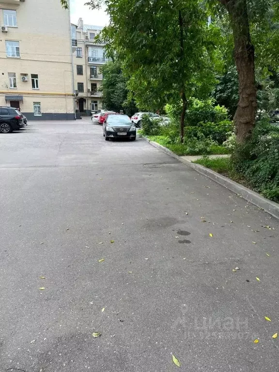 Гараж в Москва 6-й Рощинский проезд, 1 (13 м) - Фото 1