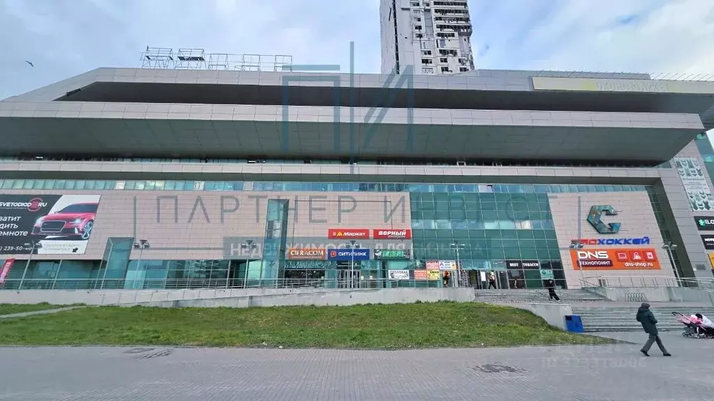 Торговая площадь в Свердловская область, Екатеринбург ул. Героев ... - Фото 1