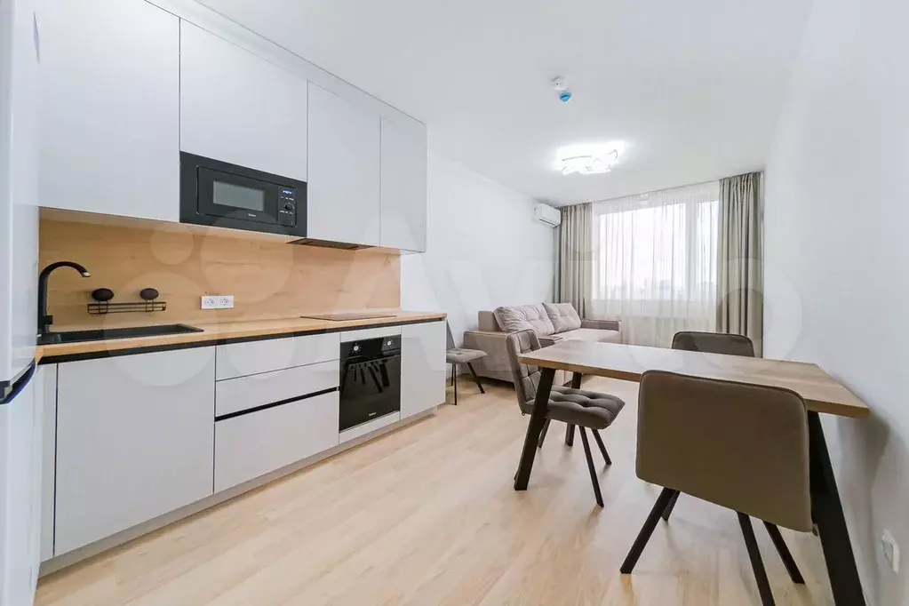 1-к. квартира, 40 м, 7/31 эт. - Фото 0