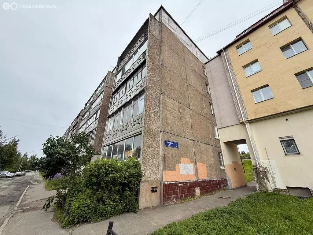 4-комнатная квартира: Петрозаводск, Ключевское шоссе, 5 (74.6 м) - Фото 2