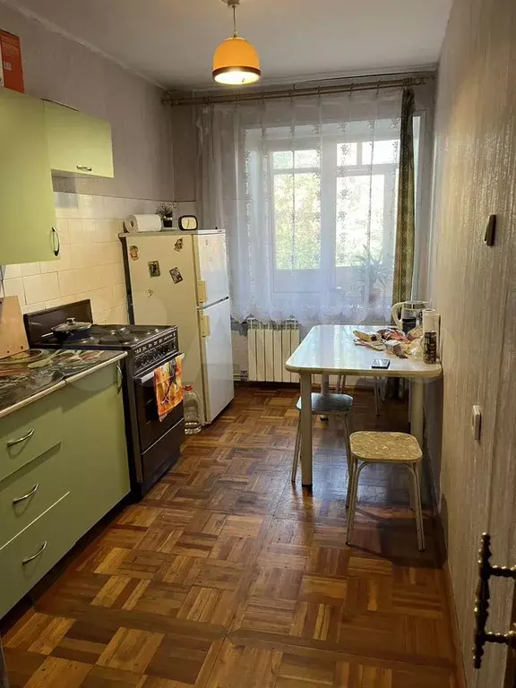 3-к. квартира, 60 м, 4/10 эт. - Фото 0