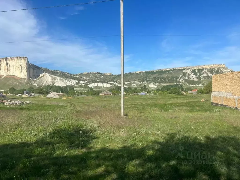 Участок в Крым, Белогорский район, Вишенское с/пос, с. Белая Скала ул. ... - Фото 0