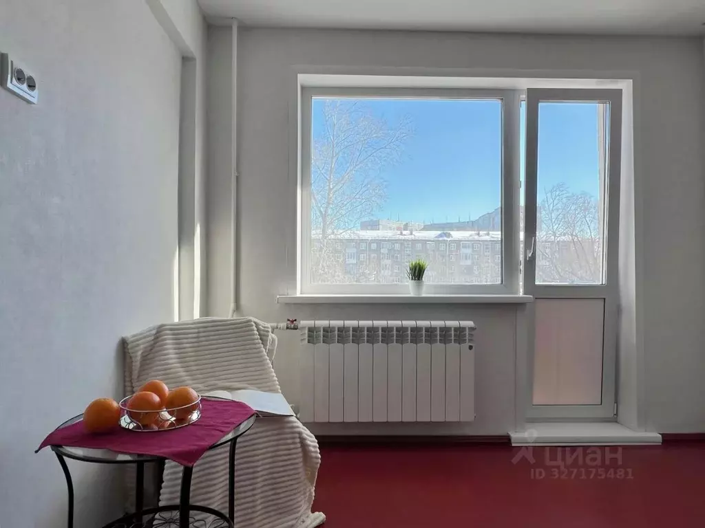 2-к кв. Омская область, Омск Заозерный мкр, ул. Бородина, 39 (45.6 м) - Фото 1