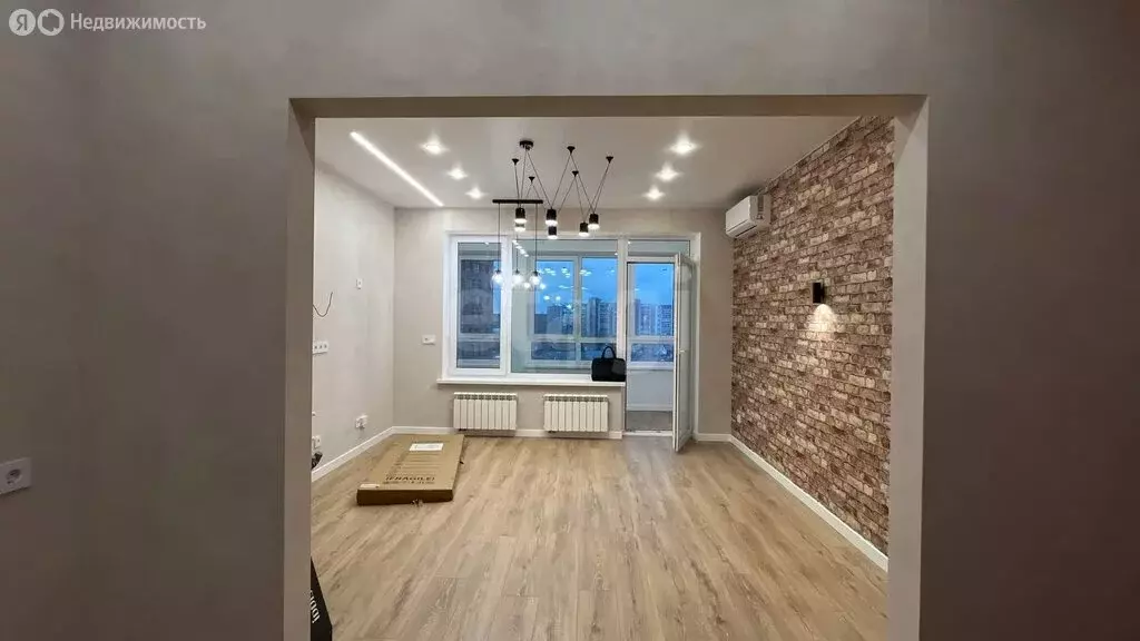 Квартира-студия: Воронеж, набережная Чуева, 7 (23.3 м) - Фото 1