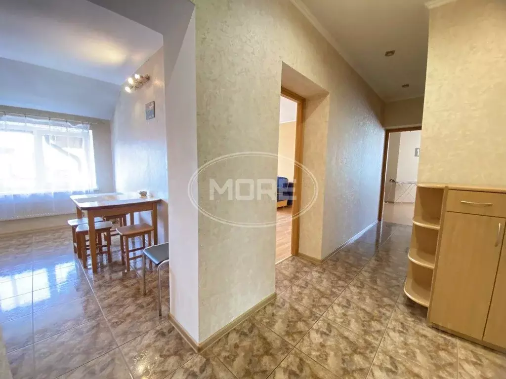 2-к кв. Калининградская область, Калининград ул. Чекистов, 20 (68.9 м) - Фото 2