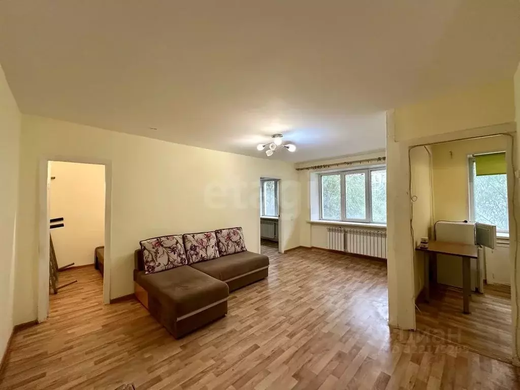 2-к кв. Саха (Якутия), Якутск ул. Дзержинского, 34 (43.4 м) - Фото 0