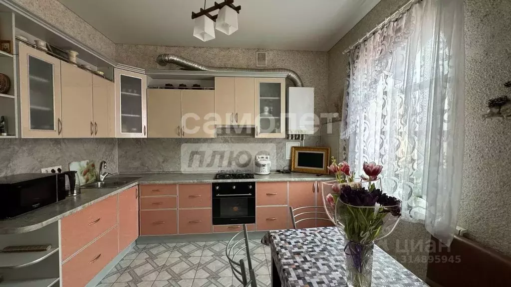 Дом в Брянская область, Навля рп ул. Советская, 12 (150 м) - Фото 0