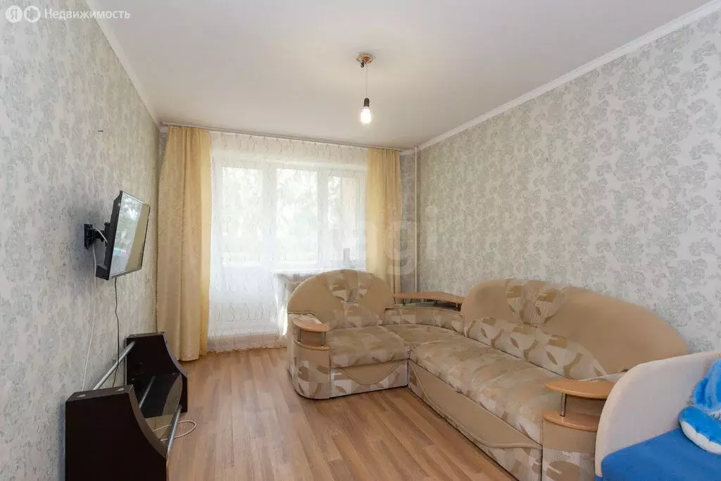 2-комнатная квартира: Тюмень, улица Домостроителей, 22 (58.1 м) - Фото 2