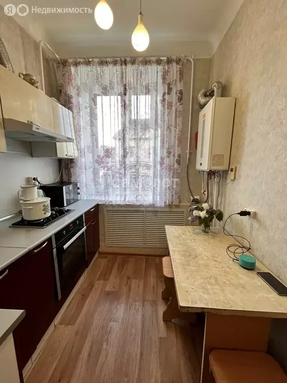 2-комнатная квартира: Миасс, улица Свиридова, 20 (58 м) - Фото 0