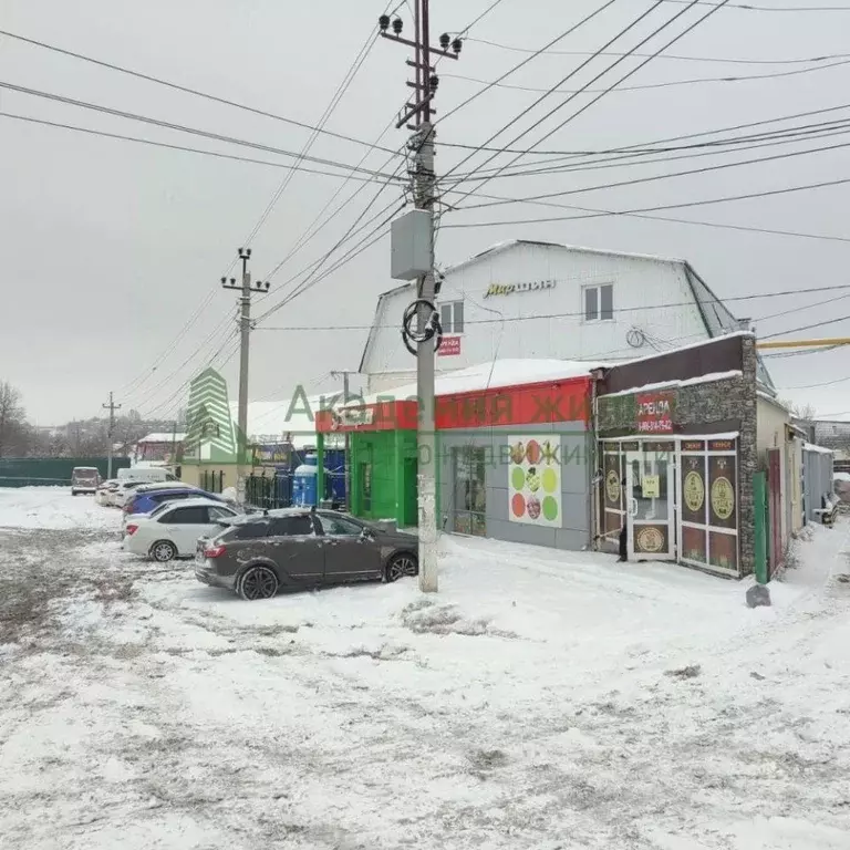 Помещение свободного назначения в Саратовская область, Саратов проезд ... - Фото 1