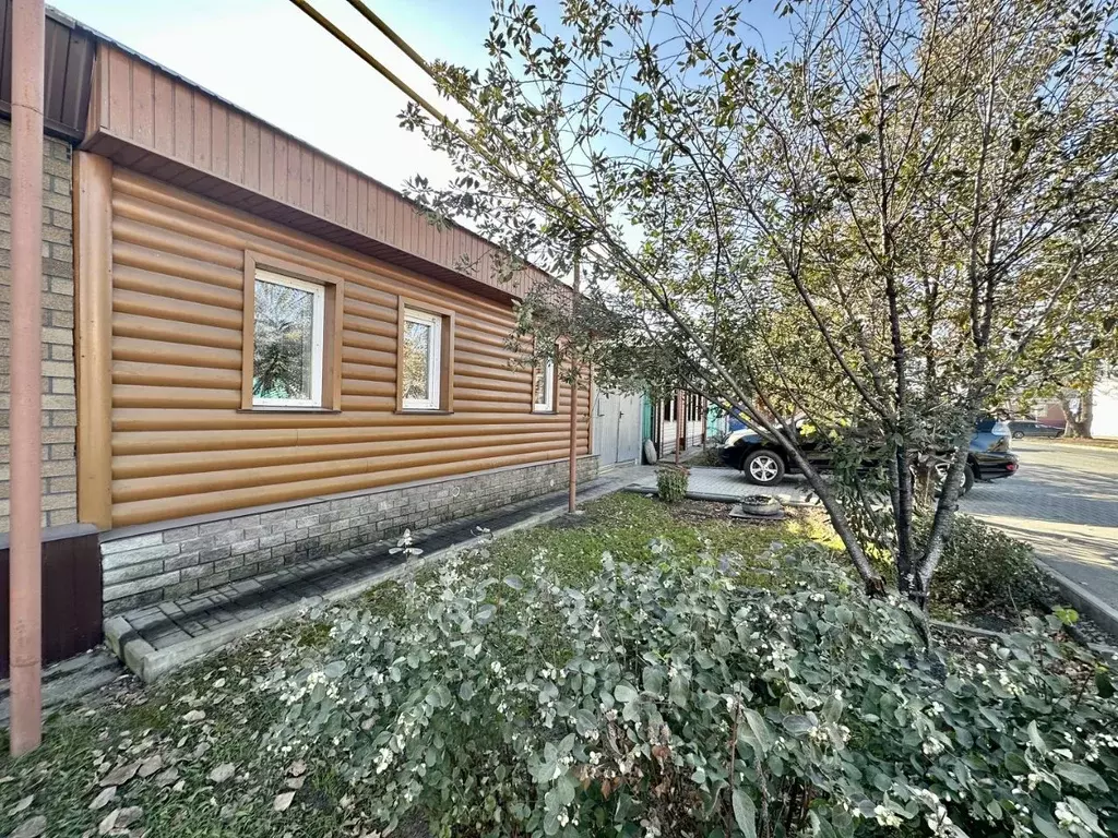 Дом в Алтайский край, Барнаул ул. Никитина, 197 (55 м) - Фото 0