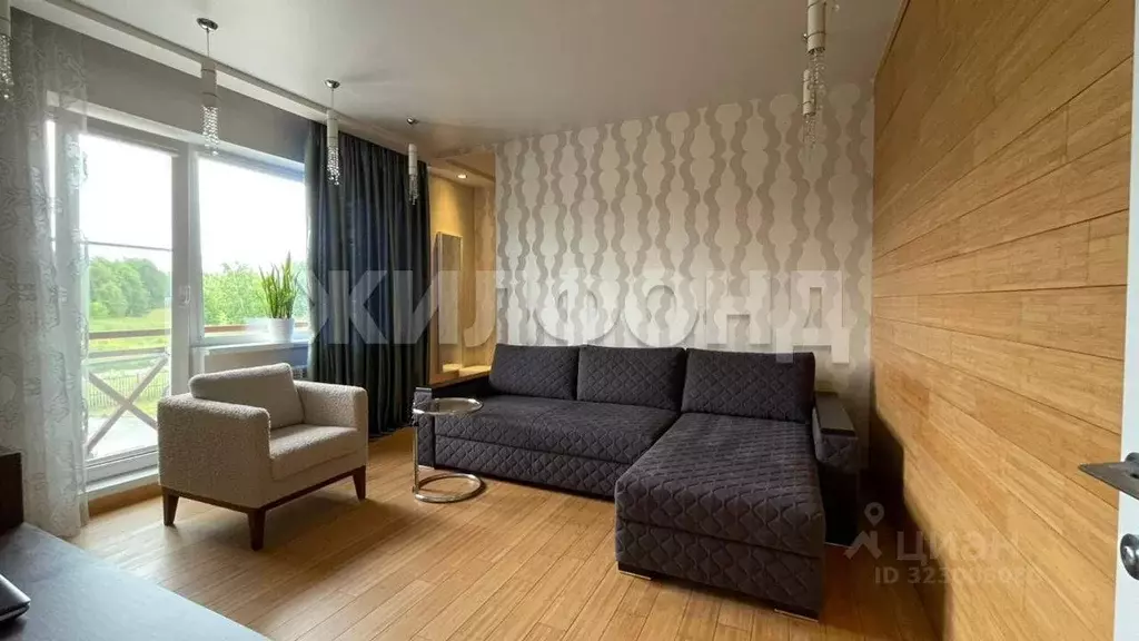 2-к кв. Новосибирская область, Новосибирск ул. Кирова, 346 (58.7 м) - Фото 1