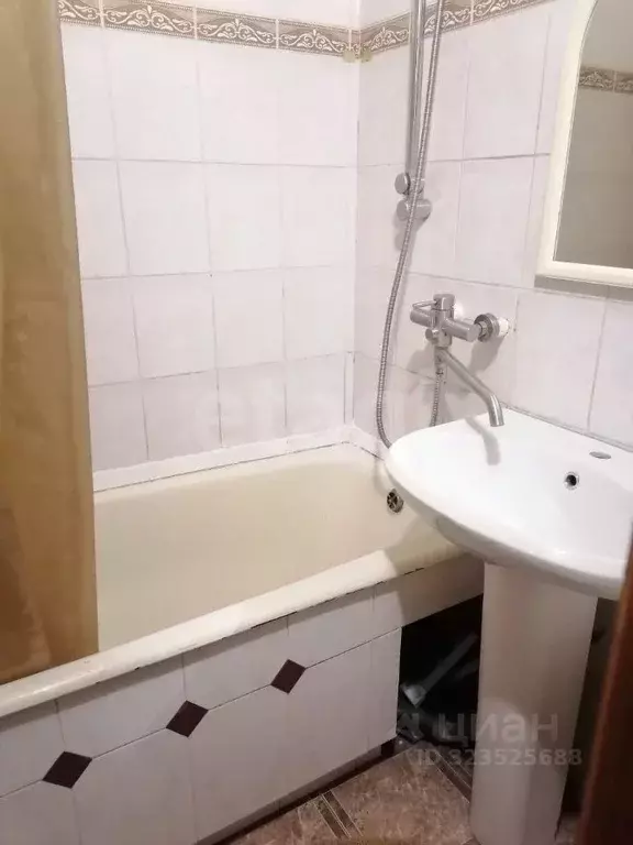 2-к кв. Удмуртия, Сарапул Интернациональная ул., 42 (48.7 м) - Фото 2